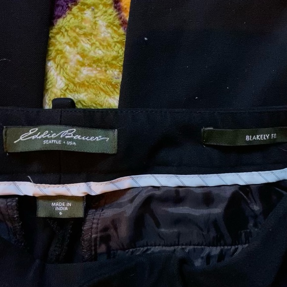 Eddie Bauer Size 6 Blakely Fit Black Trousers - Picture 3 of 3